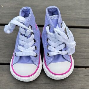 Size 2 Converse Kids High-Top Sneakers - Lavender and White